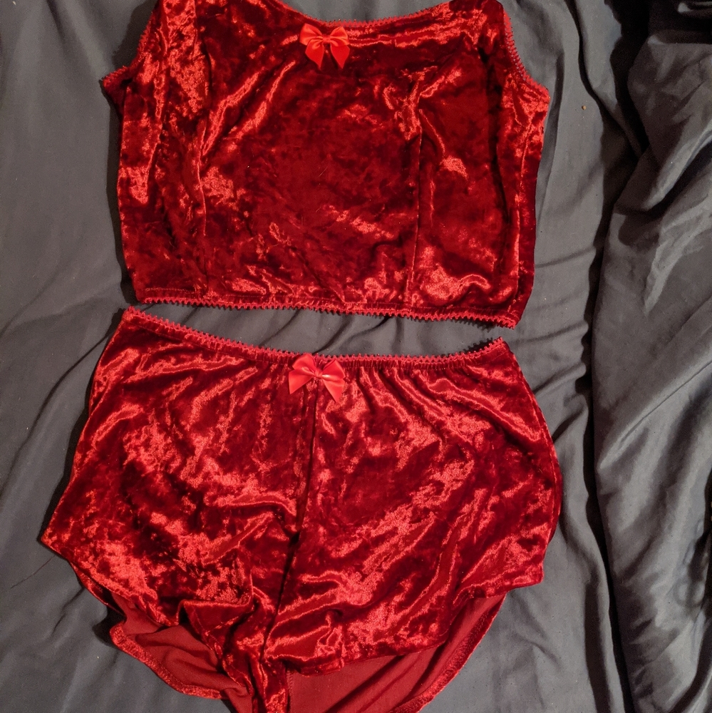 Mils lingerie